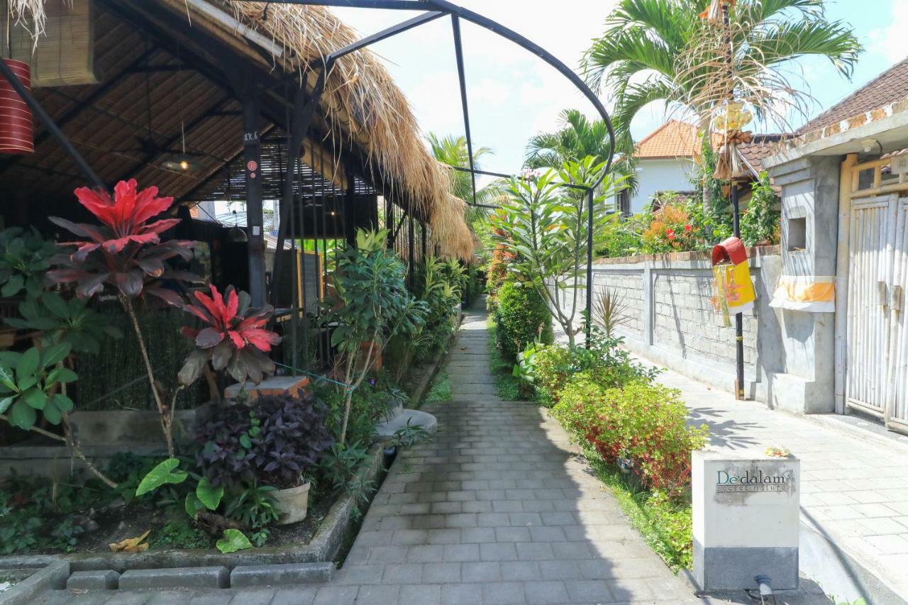De Dalam Villa Ubud Exterior photo